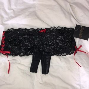 Fredericks of Hollywood panties
